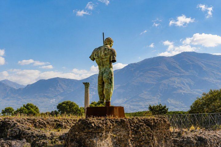 Private Tour of Pompeii, Herculaneum and Vesuvius from Naples