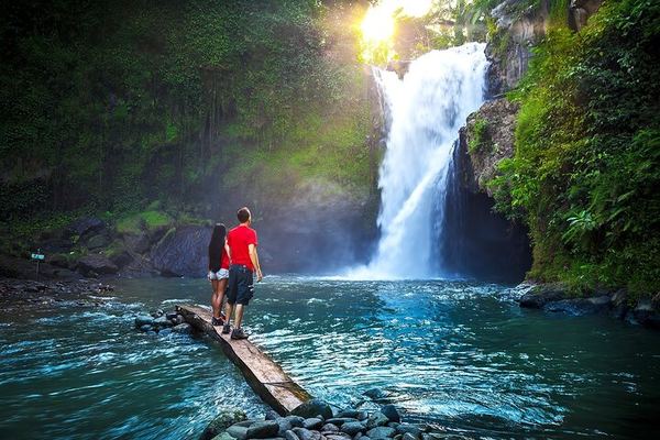 Tegenungan Waterfall, Tirta Empul and Puri Saren Agung, Private
