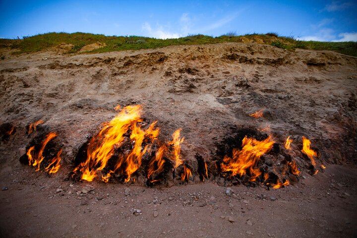 Qobustan - Absheron, Mud Volcanoes, Ateshgah, Yanardag Day Tour