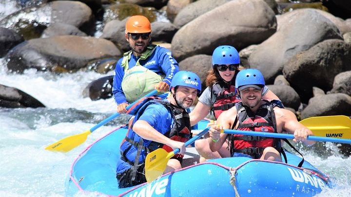 Rafting Class II-III and Zipline Tour from La Fortuna and Arenal