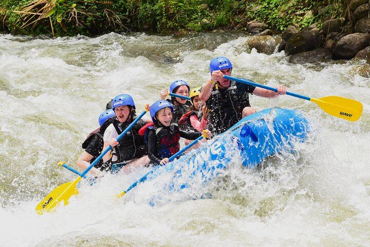 Full Day Class II-III Rafting and Canyoning Rappelling from La Fortuna-Arenal
