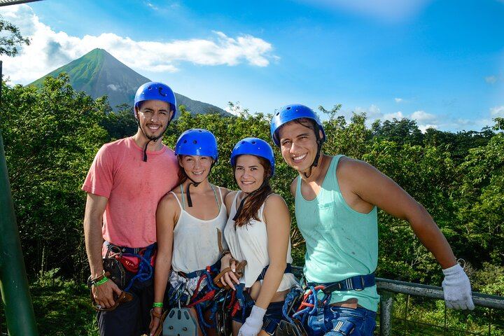 Rafting Class II-III and Zipline Tour from La Fortuna and Arenal