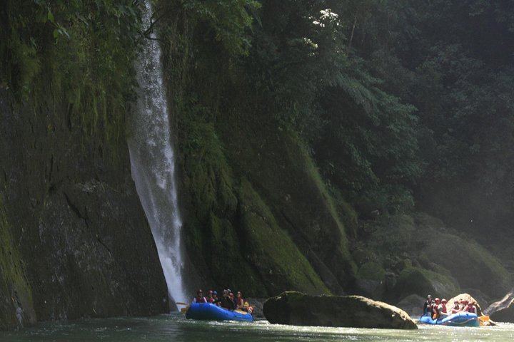 Rafting Pacuare River from Turrialba