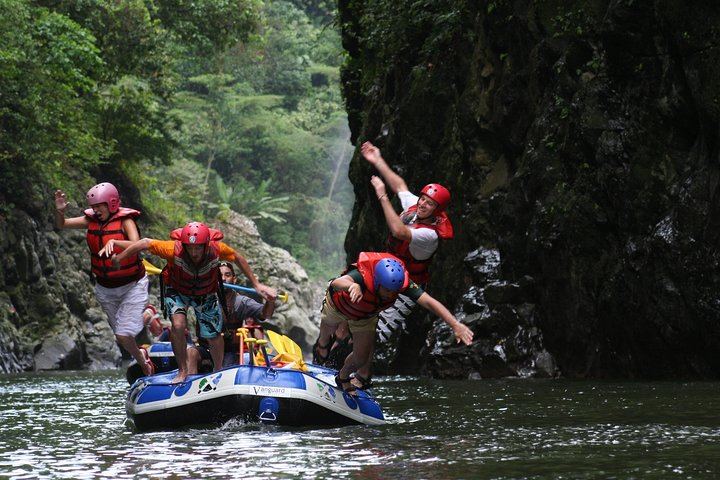 Rafting Pacuare River from Turrialba