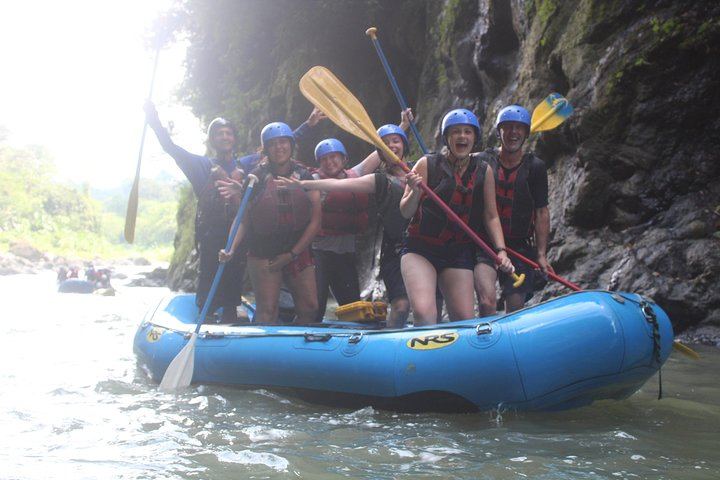 Rafting Pacuare River One Day from Turrialba
