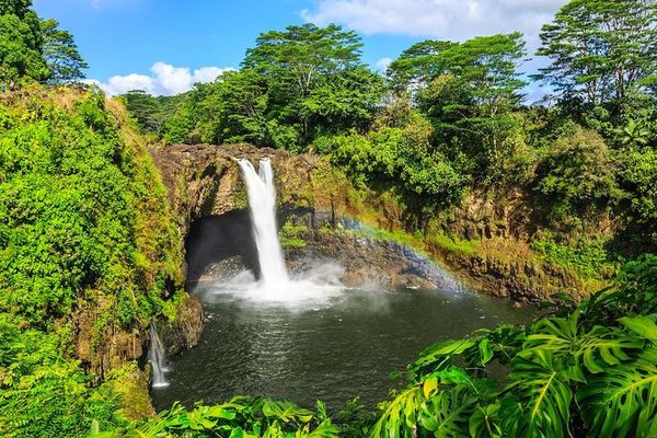 Twelve Hours Around the Big Island: Waipi'o Valley and the Hawaiian Cowboys
