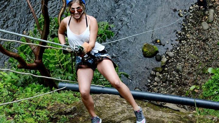 Rappelling tour