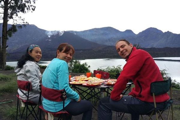 Rinjani in Four Days: a Night Beside the Crater Lake and Hours to Do Nothing