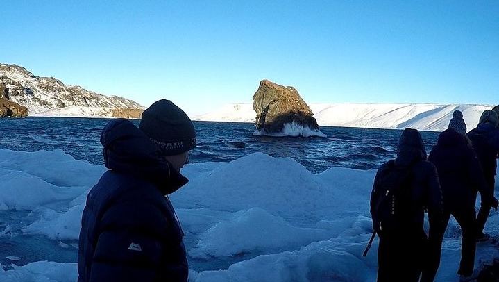 Reykjanes Peninsula Private Day Tour - up to 9 passengers