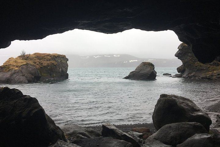 Reykjanes Peninsula Private Day Tour - up to 9 passengers
