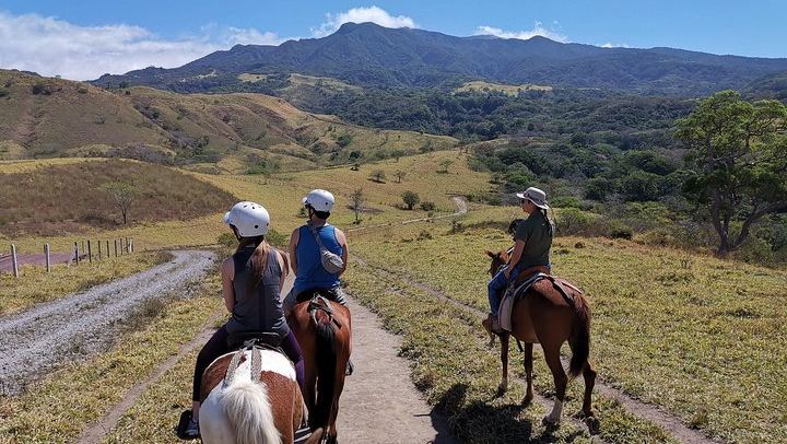 Rincon de la Vieja Volcano - Horseback riding