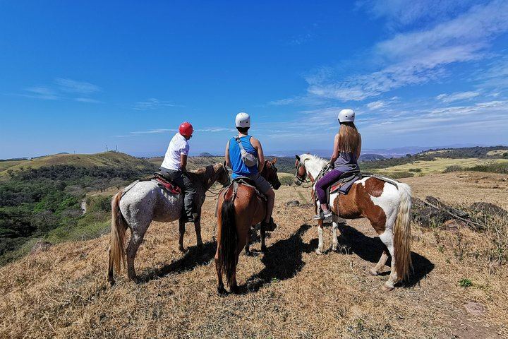 Rincon de la Vieja Volcano - Horseback riding