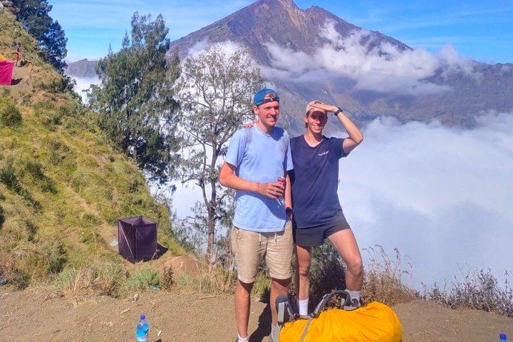 Rinjani Trekking 3D2N Summit
