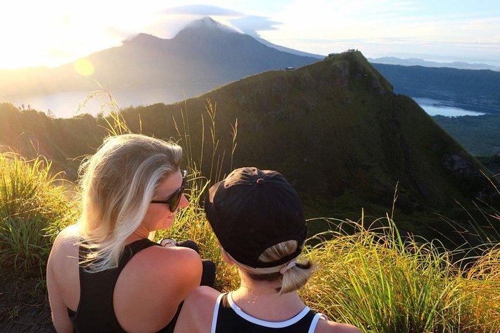 Romantic hike to Mount Batur