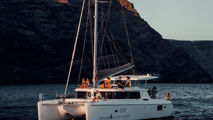 Romantic Sunset Catamaran Caldera Cruise incl. Meal & Drinks