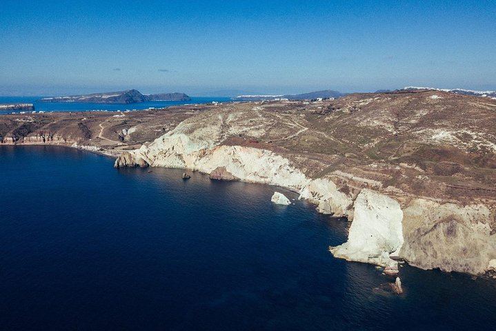 Beautiful Day Catamaran Caldera Cruise incl. Meal & Drinks