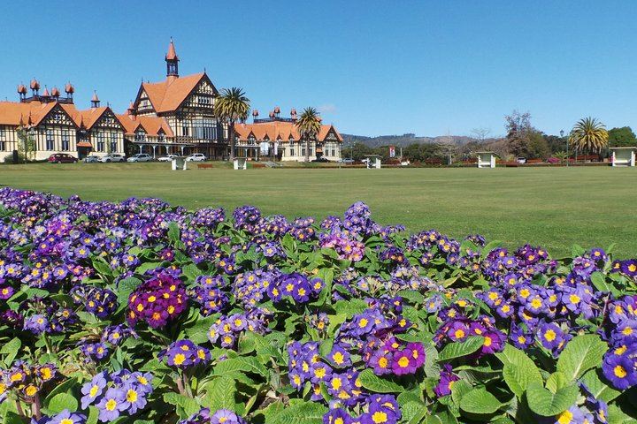 Rotorua Cultural and Geothermal Wonderland Tour – Depart Tauranga