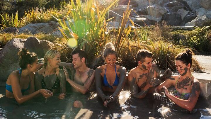 ROTORUA - Hell's Gate Geothermal Park & Mud Spa Day Trip