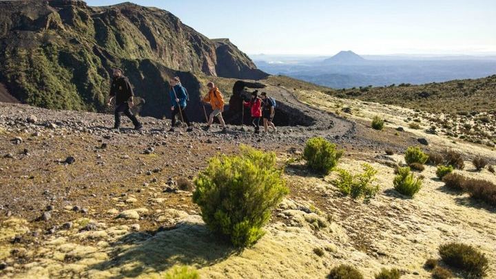 Rotorua Hiking: Mt Tarawera Guided Volcanic Crater Experience
