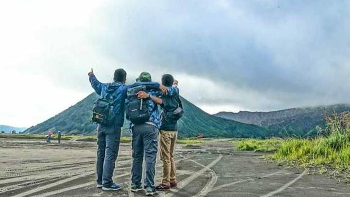 Sand Sea, Bromo caldera