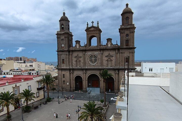 Bandama Caldera, Wine Tasting and Vegueta: Private Half-Day Tour from Las Palmas Port (1/12)
