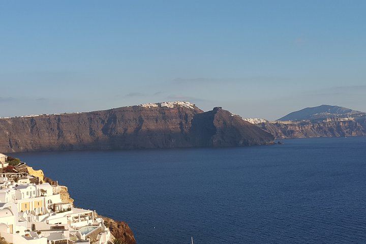 Santorini: 4hr Small Group Caldera Hike from Fira to Oia
