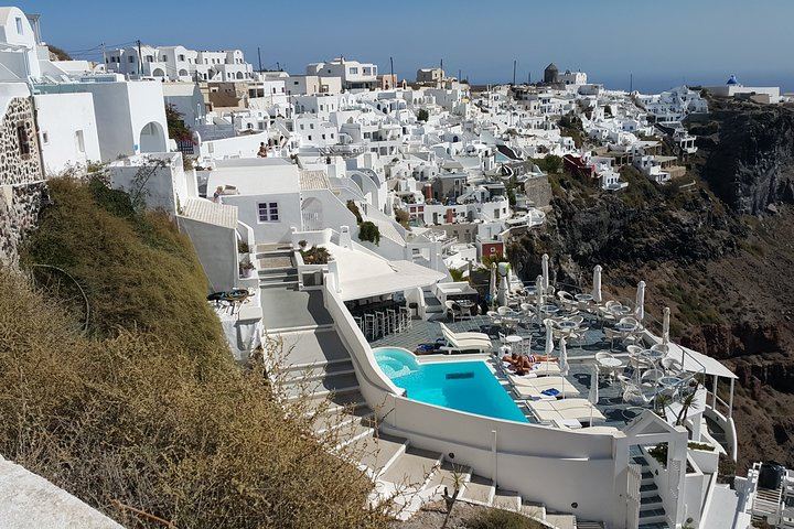 Santorini: 4hr Small Group Caldera Hike from Fira to Oia