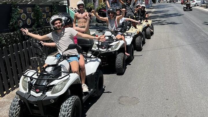 Santorini ATV Highlights Tour: Oia, Viewpoints & Volcanic Beaches