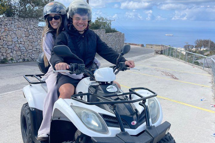 Santorini ATV Highlights Tour: Oia, Viewpoints & Volcanic Beaches