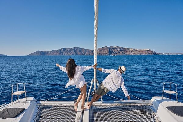 Semi-Private Sailing with Renieris, and the 1600 BC Eruption