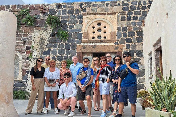 Santorini Half-Day Small Group Tour: Villages, Oia, Caldera Views