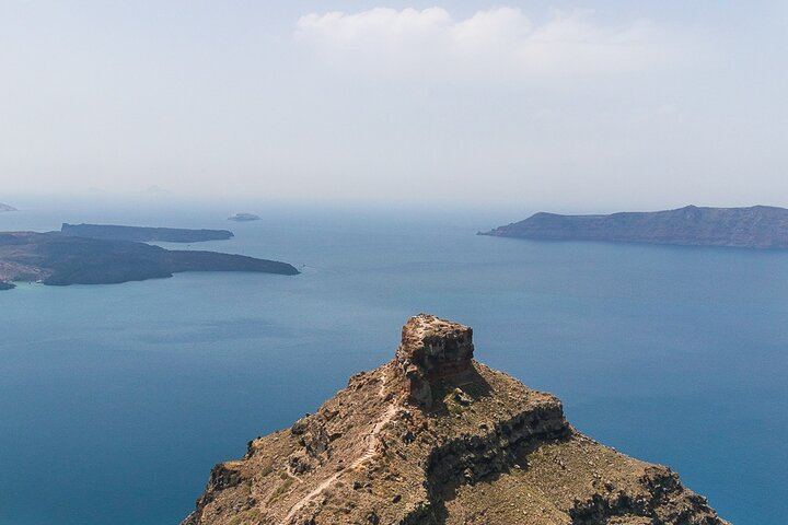 Santorini Half-Day Small Group Tour: Villages, Oia, Caldera Views