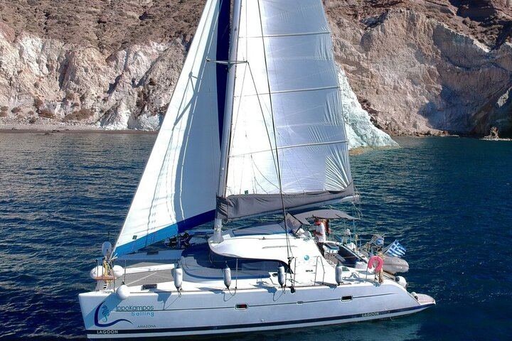 Santorini: Private Catamaran Cruise to Volcano with BBQ & Drinks