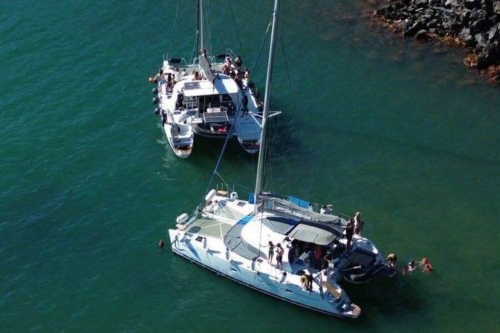 Santorini: Private Catamaran Cruise to Volcano with BBQ & Drinks