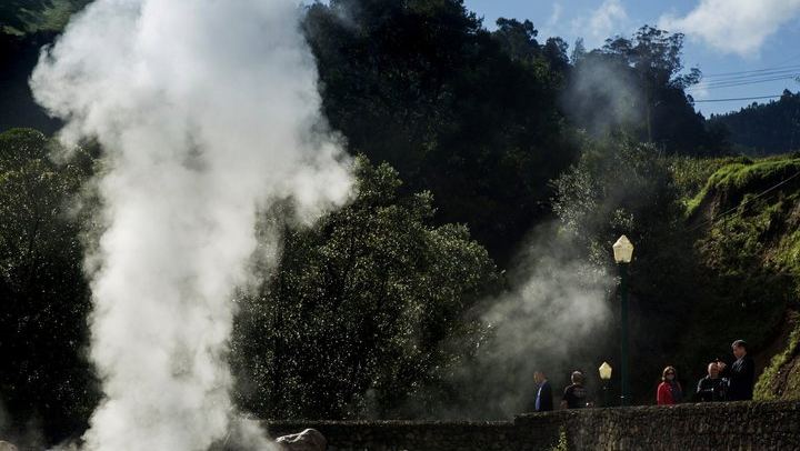 São Miguel East Highlights: Furnas, Nordeste & Lunch