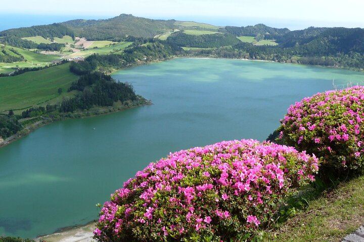 São Miguel Full Day Guided Tour to Furnas with Lunch Included