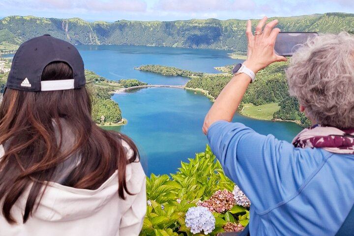 São Miguel: Grand Circle 2-Days Highlights Tour