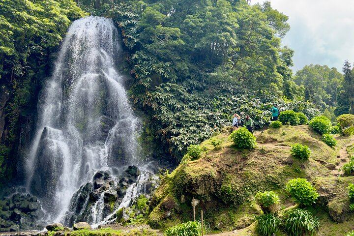 São Miguel Private Jeep Adventure - Personalized Island Tour