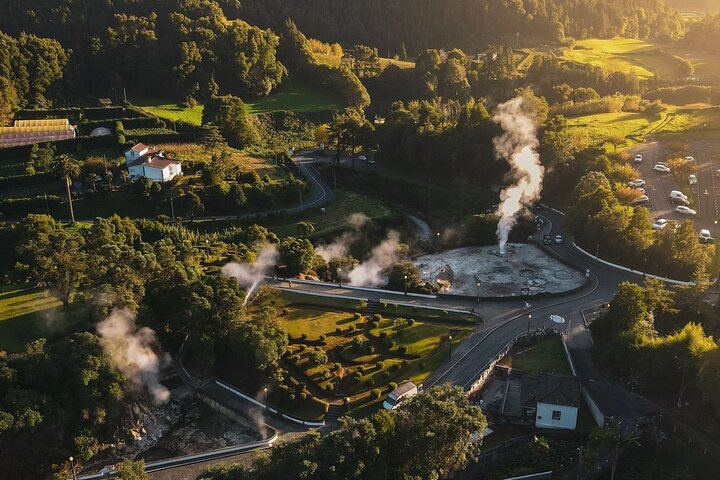 São Miguel Private Jeep Adventure - Personalized Island Tour