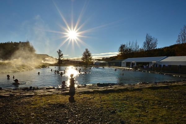 Golden Circle and the Secret Lagoon: 30 Minutes Minimum at Every Stop