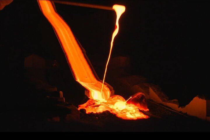 See molten lava lifted before your eyes — glowing at 1,100°C! Lava Show is the world’s only live lava experience and a true Icelandic marvel.