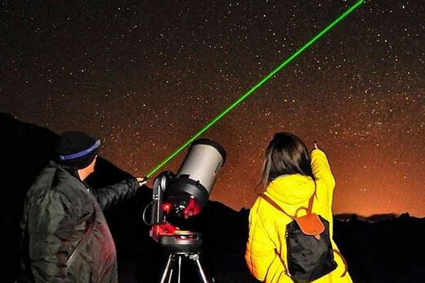 Self-Drive: a Canarian Dinner at 7 Cañadas, Then the Stars