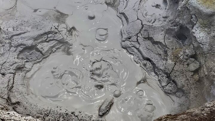 Self-Guided Geothermal Tour in Orakei Korako
