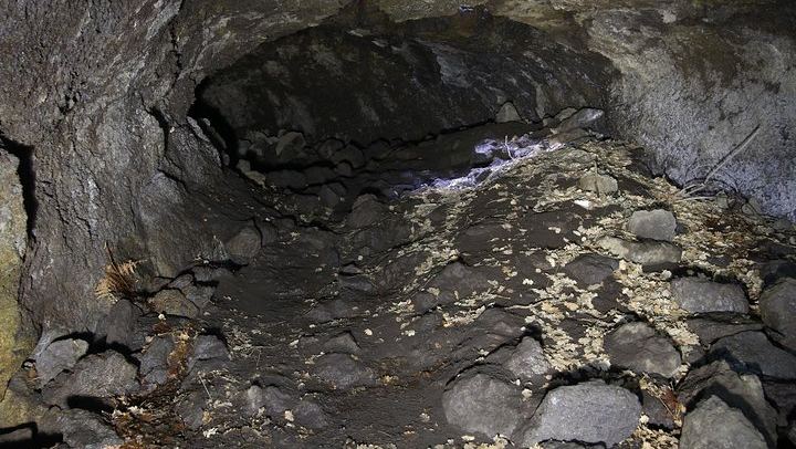 Serracozzo Cave