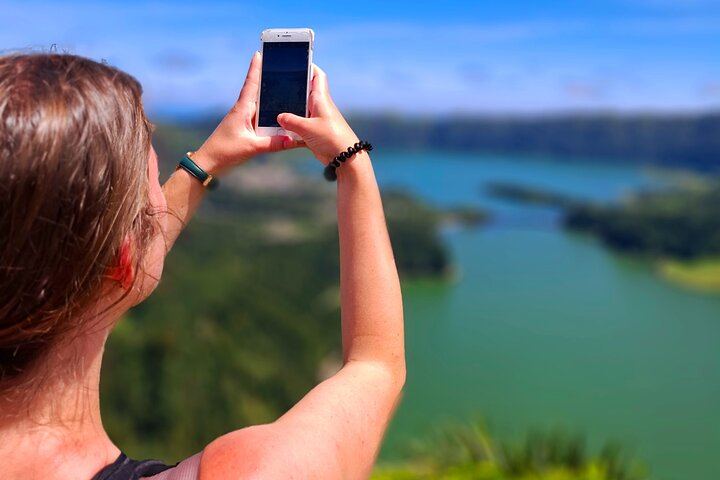 Sete Cidades The blue & Green lake