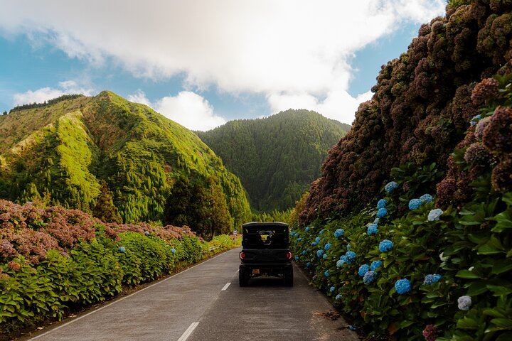Side by Side Tour - Sete Cidades from North Coast (Half Day)