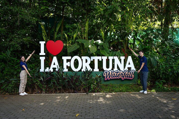 Skip-the-Line La Fortuna Waterfall Admission Ticket