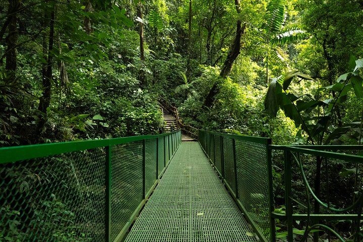 Skip-the-Line La Fortuna Waterfall Admission Ticket