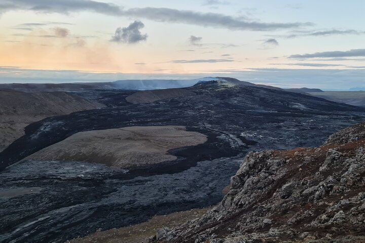 Small Group Volcano Hike with a Professional Geologist