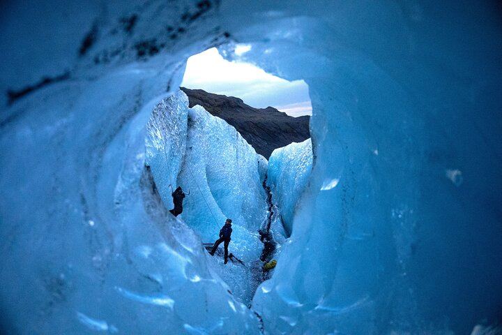 Sólheimajökull Glacier Hike & Ice Climbing Intro - Small Group